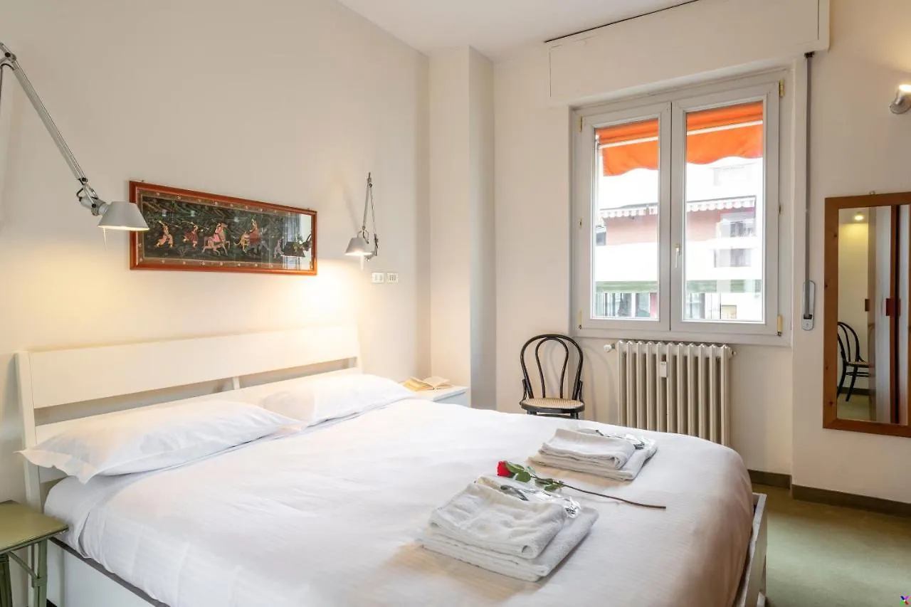 Bnbutler - Cesare Brivio, 21 - Ampio E Luminoso Milan